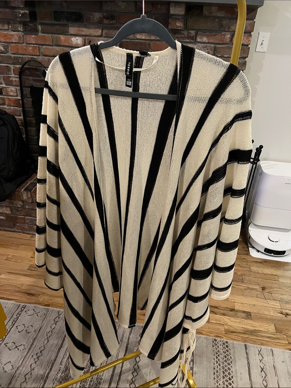 torrid Black & Cream Striped Open-Front Cardigan